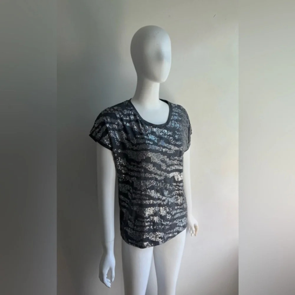 Zebra Sequin One Size Grey & Silver Womens Boxy NYE Top